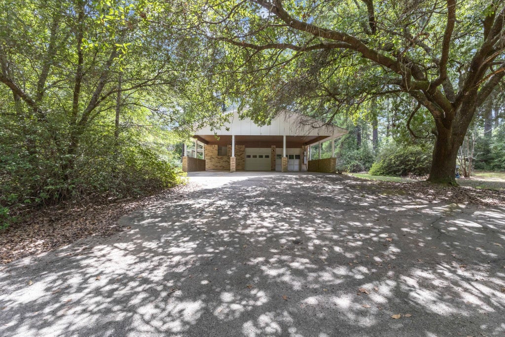 Photo of 506 County Road 4580 S, Spurger, TX 77660 (MLS # 54843605)