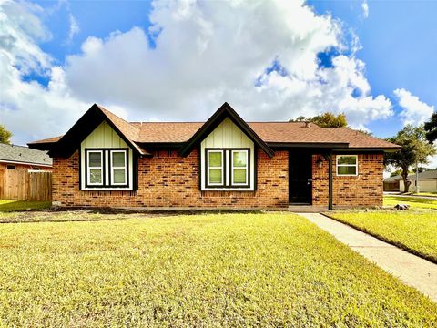 Photo of 7002 Sandswept Lane, Houston, TX 77086 (MLS # 15935092)