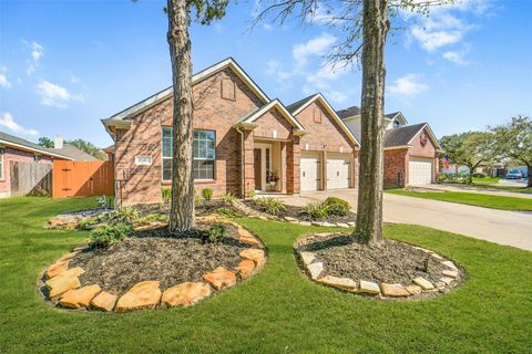 Photo of 19314 Cloud Peak Drive, Tomball, TX 77377 (MLS # 41006630)