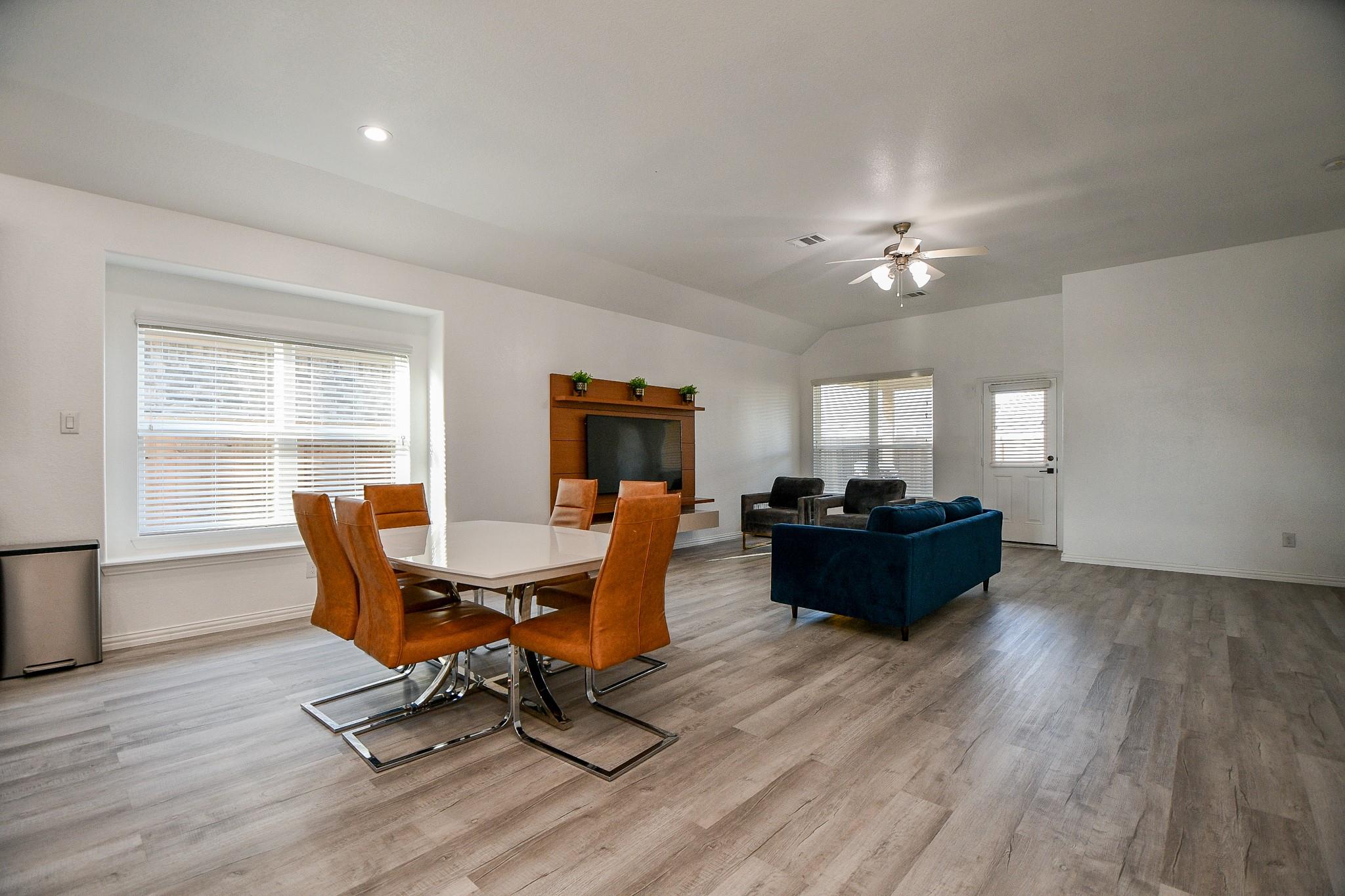 Rosharon, Texas 77583, United States, 4 Bedrooms Bedrooms, ,2 BathroomsBathrooms,Residential,Active,210156