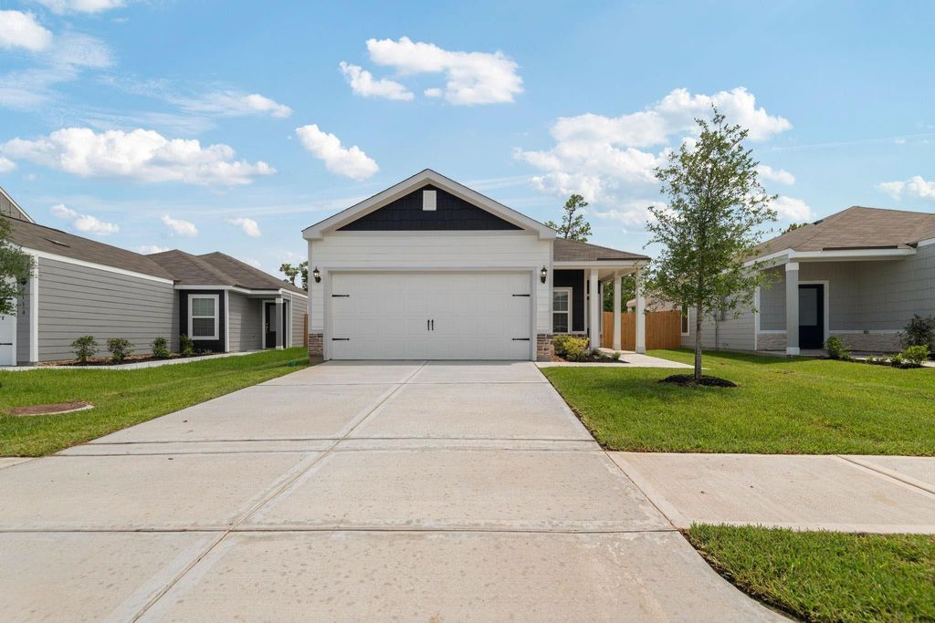 Photo of 8214 Burnt Orchid Drive, Houston, TX 77016 (MLS # 98486370)
