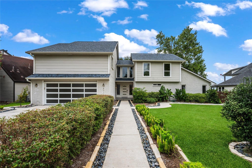Photo of 8311 Amber Cove Drive, Houston, TX 77346 (MLS # 55346354)