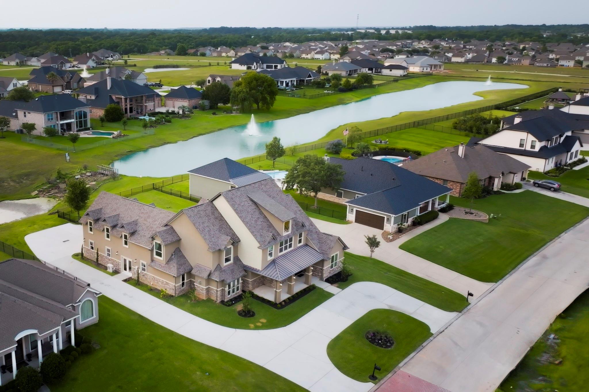 10887 Decatur Street