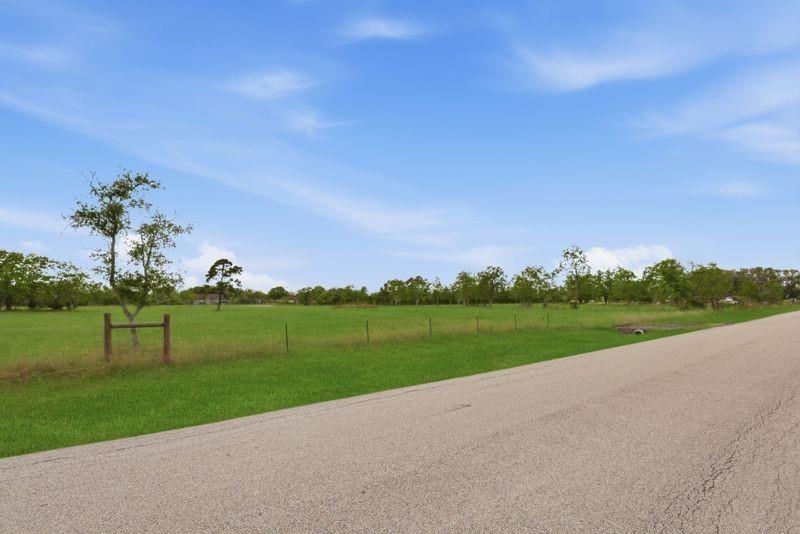 Lot 2 Avenue E