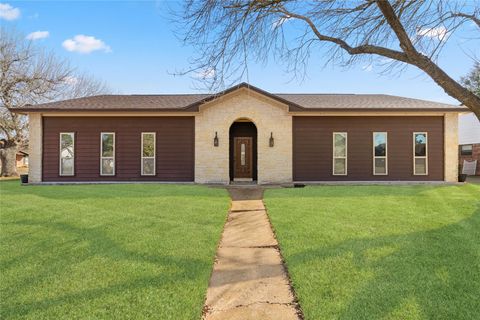 Property photo of 357 W Castle Harbour Drive, Friendswood, TX 77546