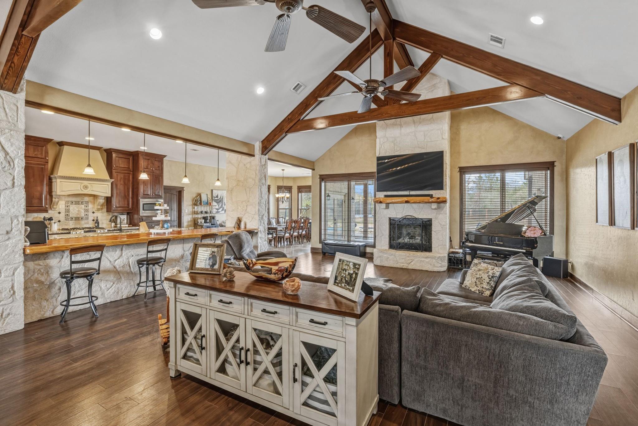 4999 Pin Oak Road