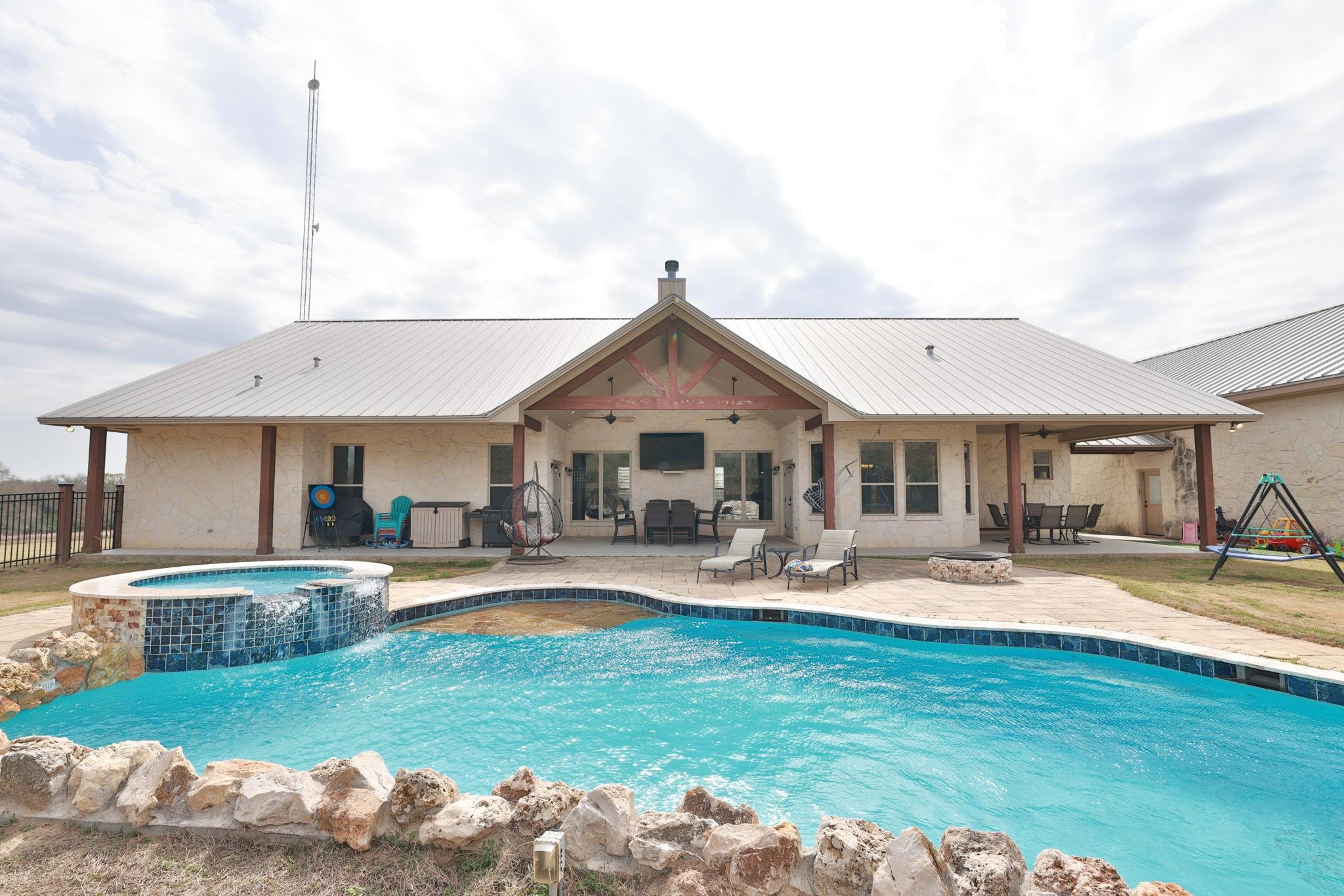4999 Pin Oak Road