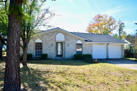 Photo of 11846 S Marianne Circle, Houston, TX 77071 (MLS # 86491445)