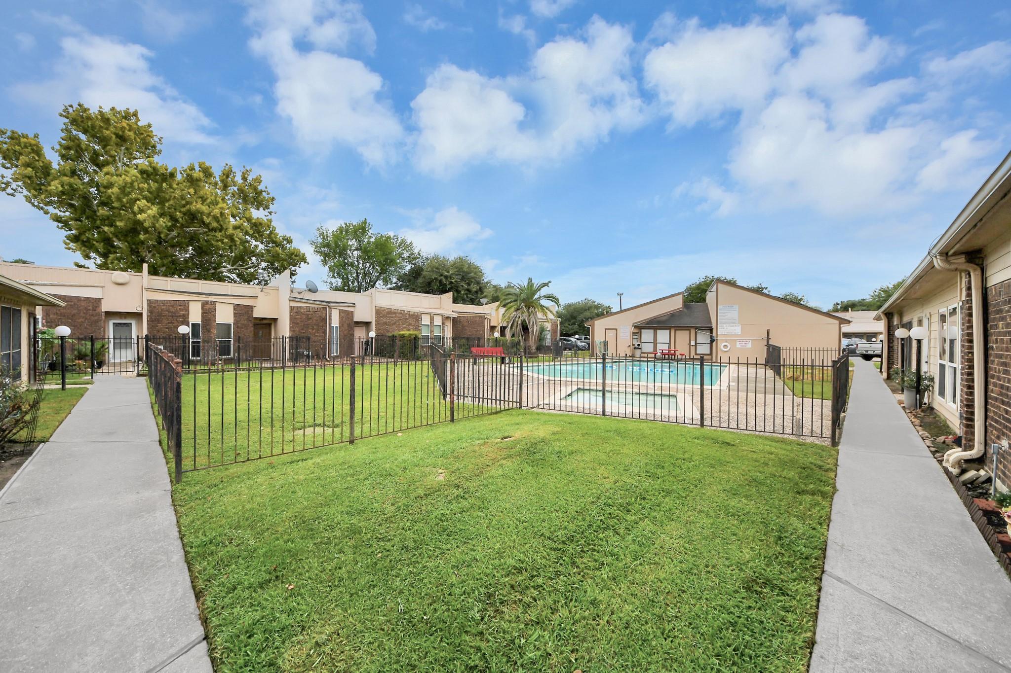 1014 Graham Drive B4