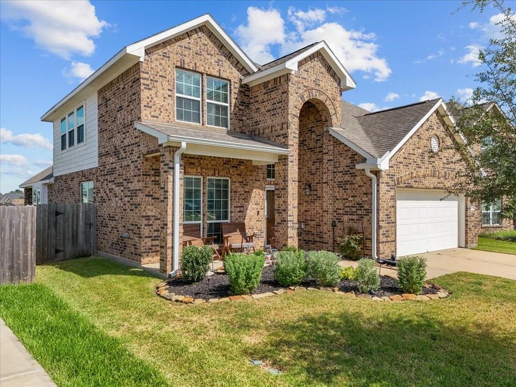 Photo of 23109 Zinfandel Drive, Alvin, TX 77511 (MLS # 28500827)