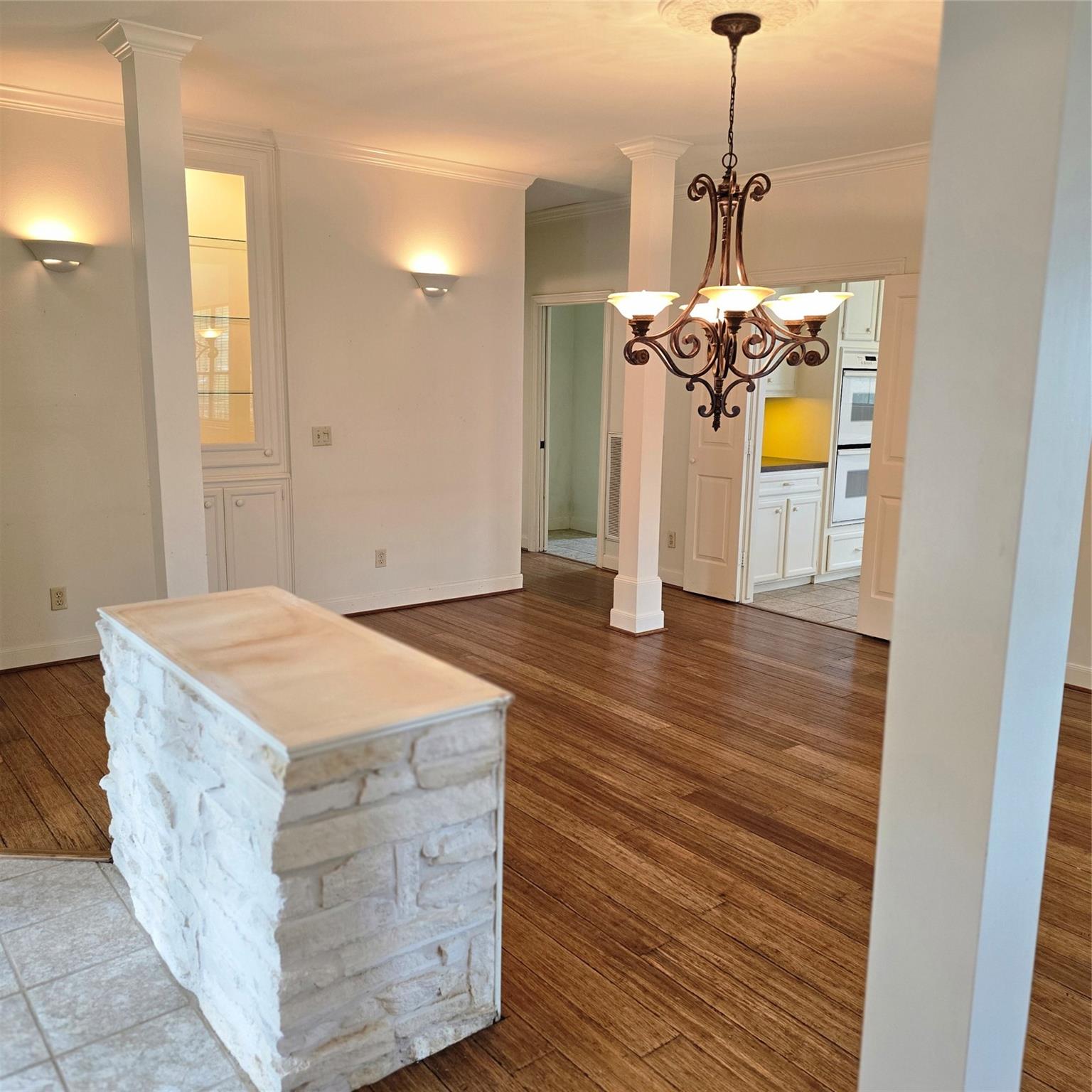 560 Lake Grove Drive