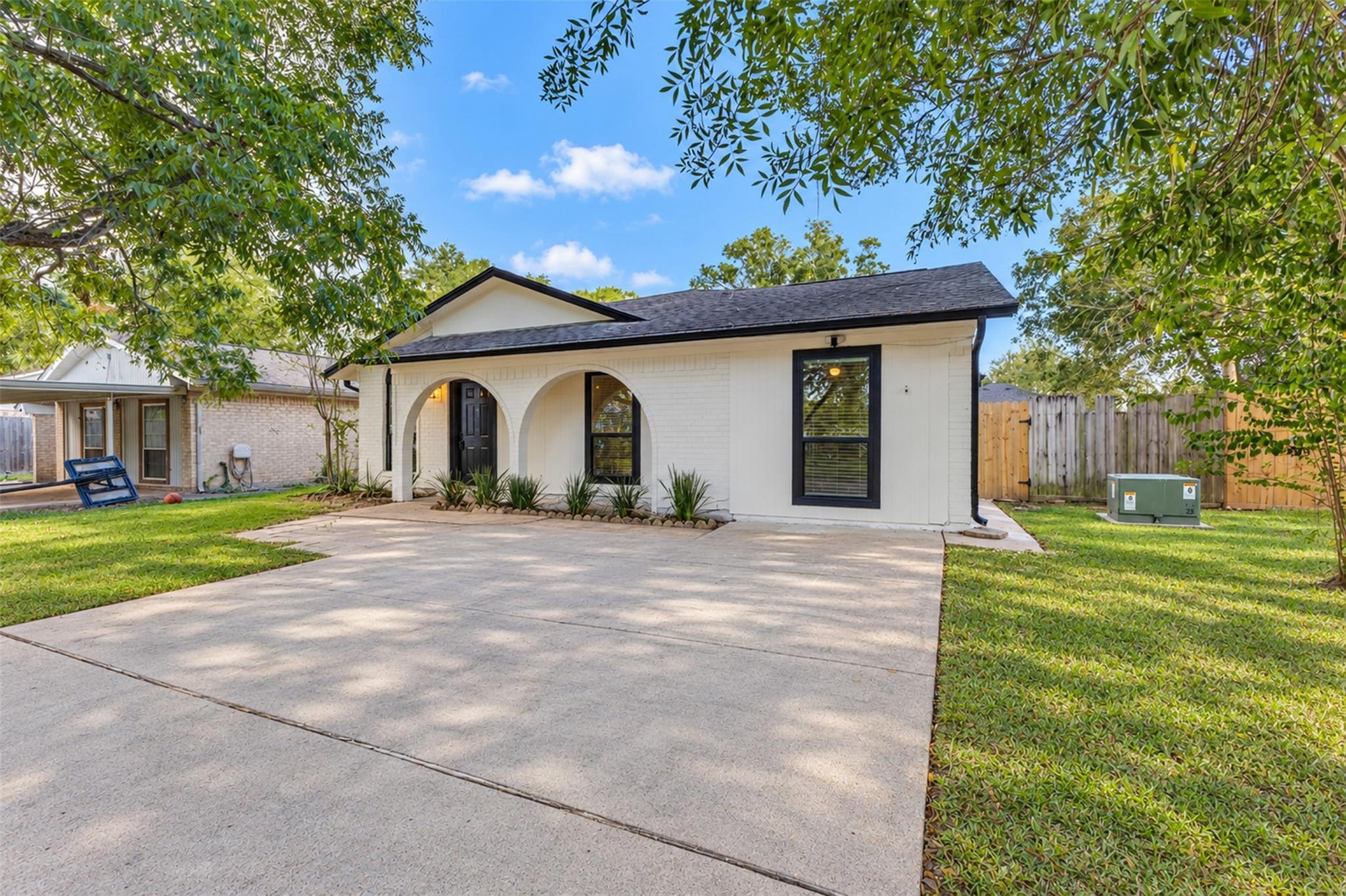 4926 Dollar Reef Drive
