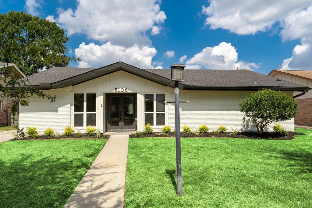 Photo of 6106 Rutherglenn Drive, Houston, TX 77096 (MLS # 37705110)