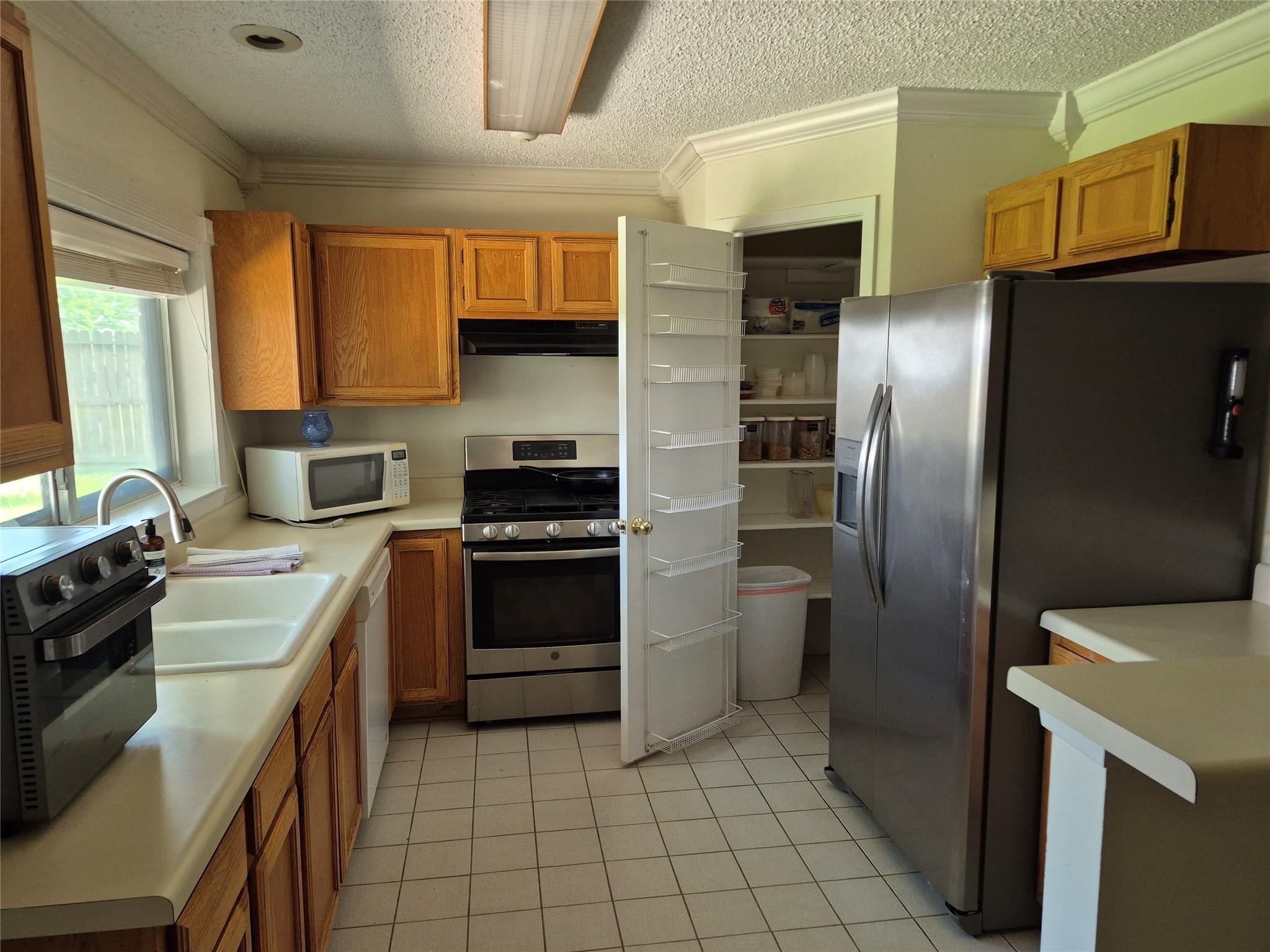 3707 Helen Lane Lane
