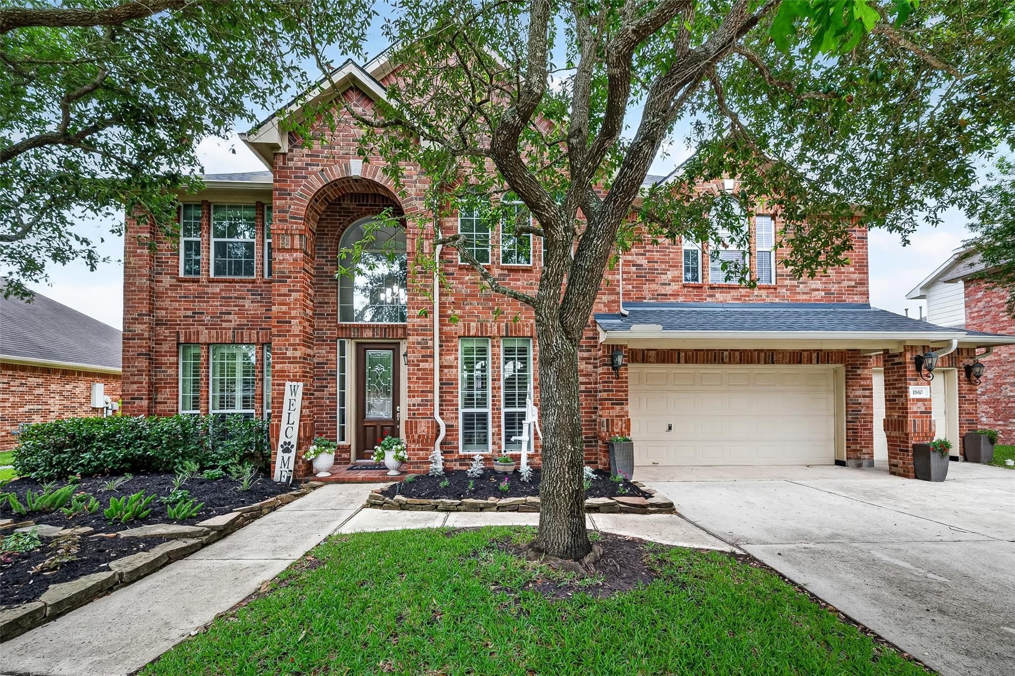 1810 Silver Brook Lane