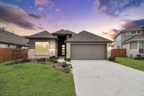 Photo of 859 Sarasota Shore Drive, Katy, TX 77493 (MLS # 62594264)