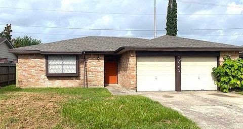Photo of 7943 Bunker Wood Lane, Houston, TX 77086 (MLS # 38652694)