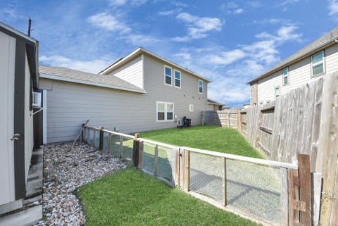 Tiny photo for 930 Pismo Lane, Rosharon, TX 77583 (MLS # 3464796)