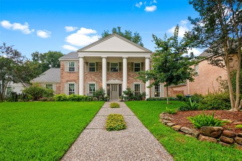 Homes For Sale - 5510 Court Of York<br/> Harris County, Houston, TX 77069