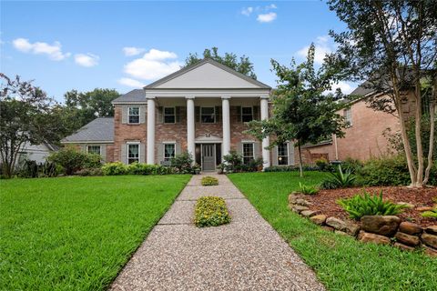 Photo of 5510 Court Of York, Houston, TX 77069 (MLS # 91543170)