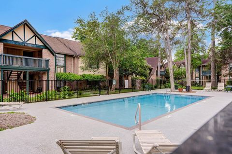 Tiny photo for 8229 Kingsbrook Road #229, Houston, TX 77024 (MLS # 10732661)
