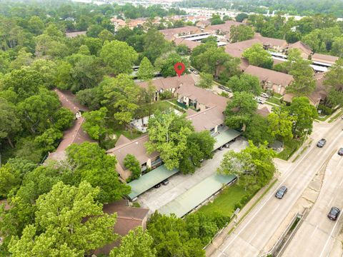 Tiny photo for 8229 Kingsbrook Road #229, Houston, TX 77024 (MLS # 10732661)