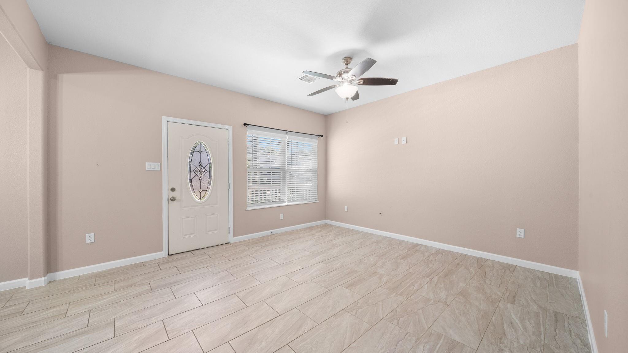 16697 E Forrestal