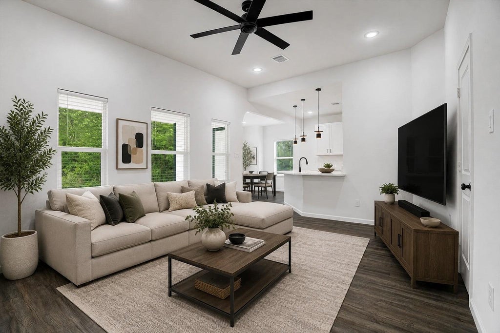 Photo of 113 County Road 645, Dayton, TX 77535 (MLS # 16911814)