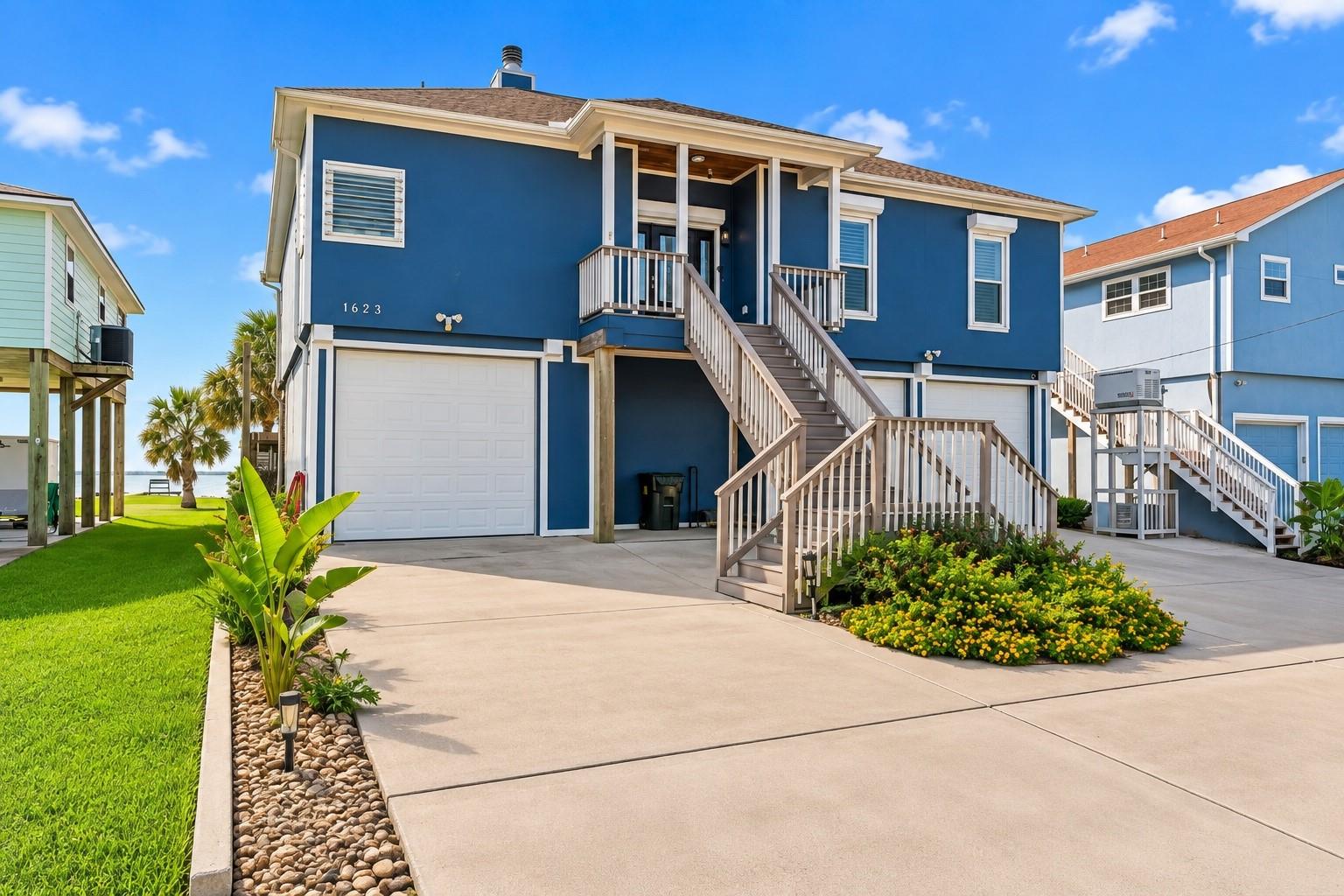 1623 Dick Bay Drive