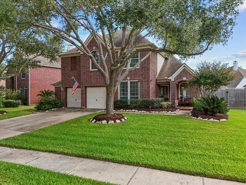 Photo of 3005 Autumn Park Court, Friendswood, TX 77546 (MLS # 90029048) Photo of 3005 Autumn Park Court, Friendswood, TX 77546 (MLS # 90029048)