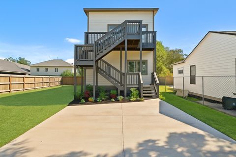 Photo of 8206 Tower St St #A, Houston, TX 77088 (MLS # 64593687)