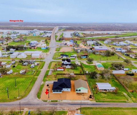 Photo of 837 Wightman Street, Matagorda, TX 77457 (MLS # 2831307)