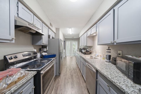 Photo of 6200 W Tidwell Road #604, Houston, TX 77092 (MLS # 15692190)