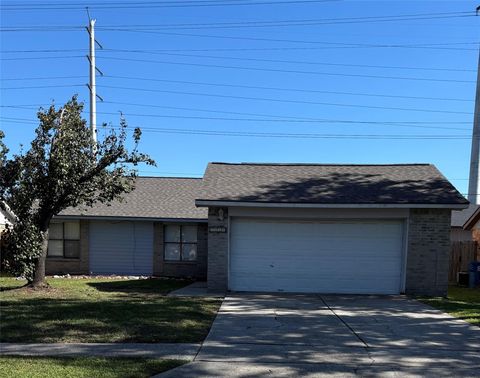 Photo of 1034 Heathfield Drive, Channelview, TX 77530 (MLS # 96462562)