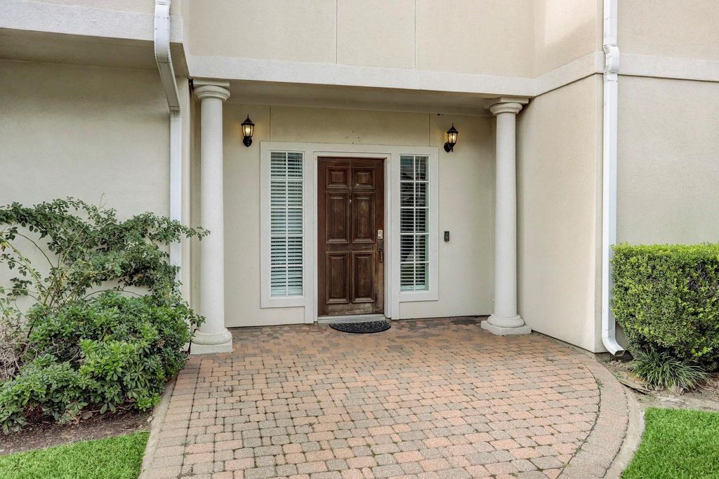 Photo of 7107 Harmony Cove, Houston, TX 77036 (MLS # 51329682)