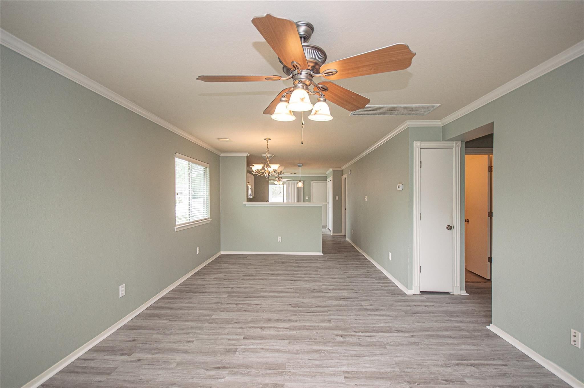 21030 Aldens Oak