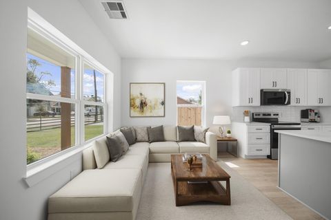 7817 Beckley Street A/B Houston TX 77088