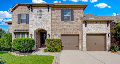 Homes For Sale - 51 Springtime Creek Drive<br/> Magnolia, TX 77354