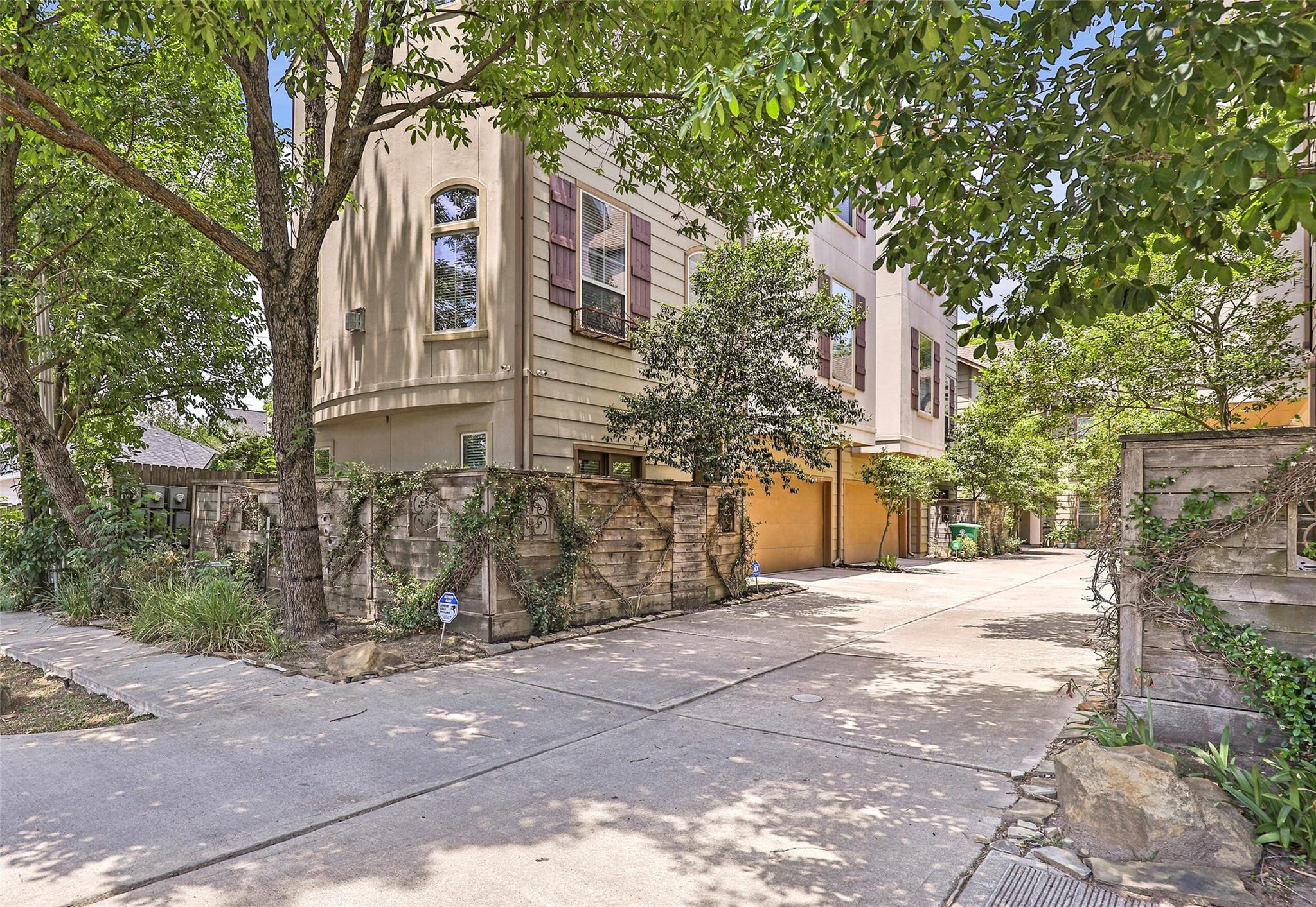 5014 Schuler Street