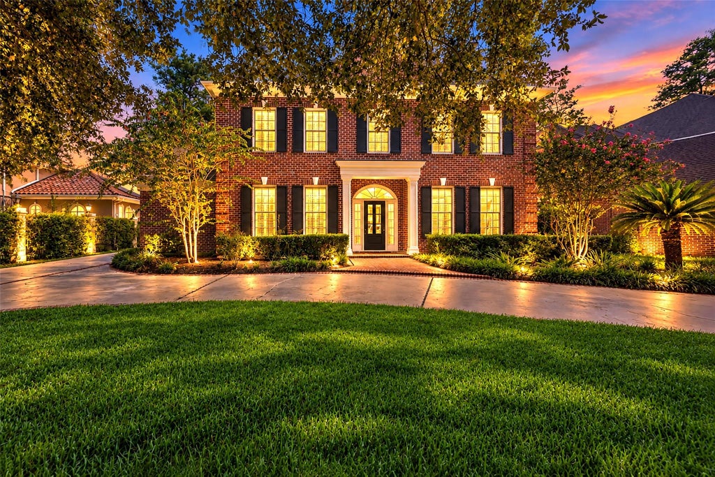 Photo of 23 E Shady Lane #A, Houston, TX 77063 (MLS # 16113282)