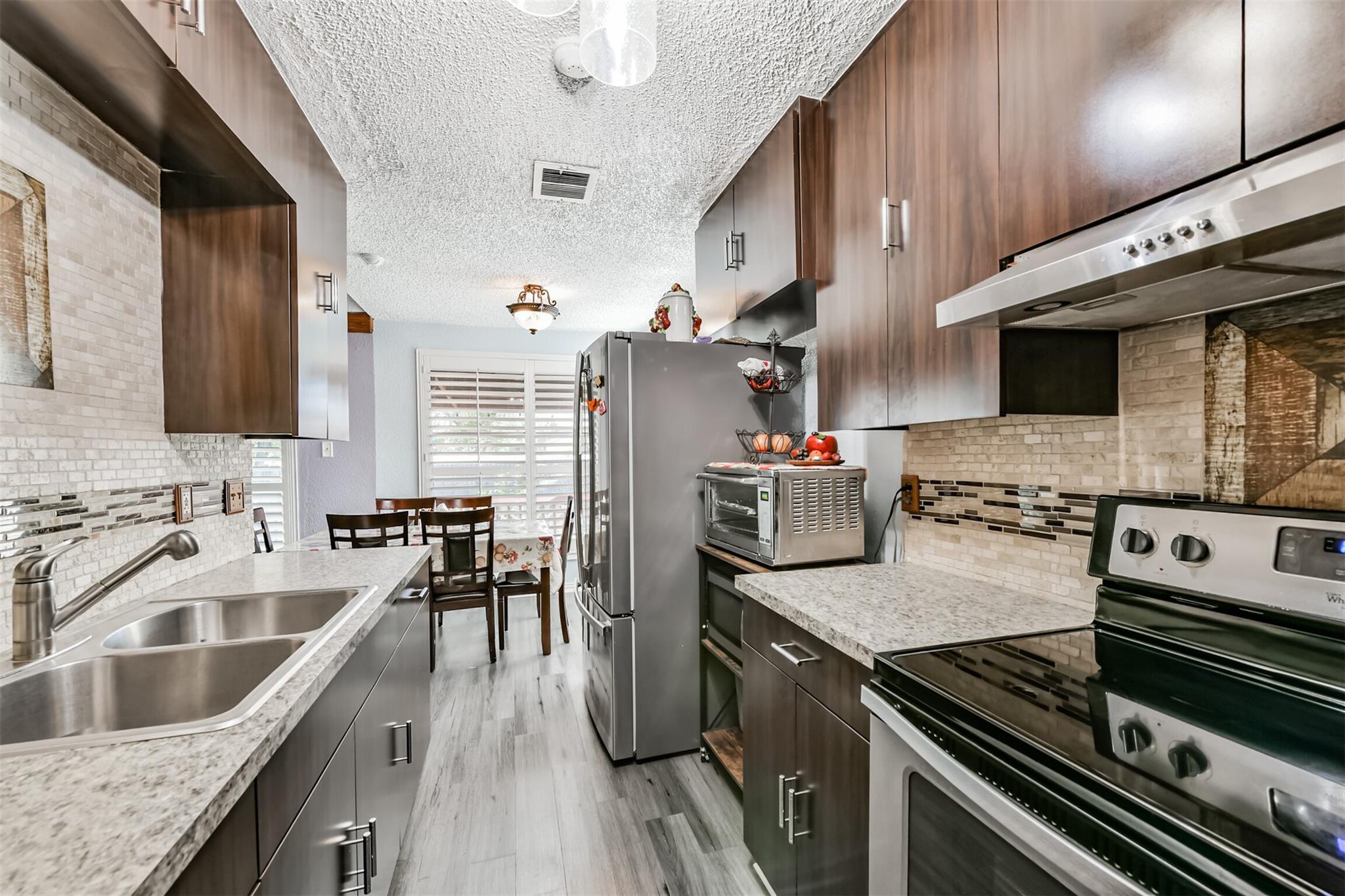 11427 Sageglen Drive