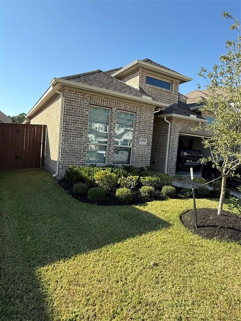 Photo of 16719 Williams Gully Trail, Humble, TX 77346 (MLS # 80126210) Photo of 16719 Williams Gully Trail, Humble, TX 77346 (MLS # 80126210)