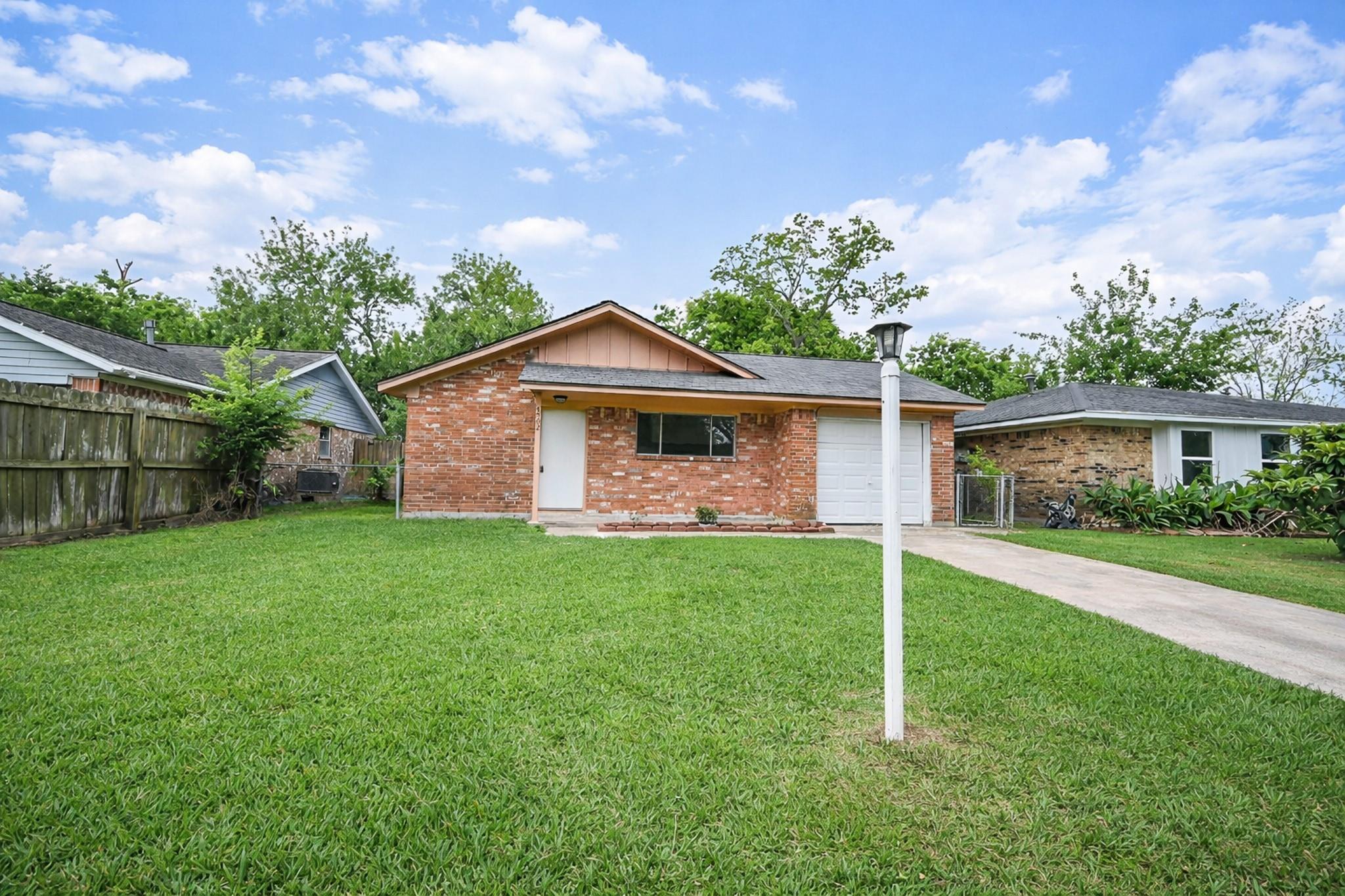 4902 Scott Reef Drive