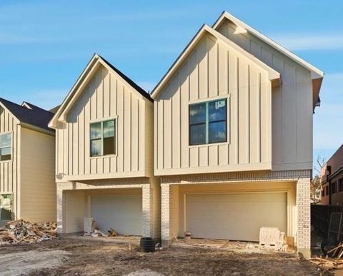 611B E 25th Street Houston TX 77008