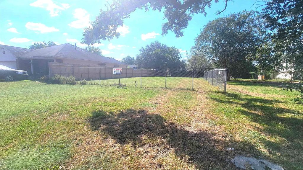 Photo of 0 Shaver Street, Pasadena, TX 77506 (MLS # 6235179)