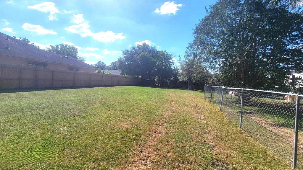 Photo of 0 Shaver Street, Pasadena, TX 77506 (MLS # 6235179)