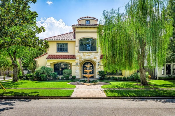 4601 BIRCH ST, BELLAIRE, TX 77401 - Image 4ed3de1a8a9ded02a7fae02489163b39/3842387272