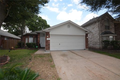Photo of 9131 Knightsland Trail, Houston, TX 77083 (MLS # 36708398) Photo of 9131 Knightsland Trail, Houston, TX 77083 (MLS # 36708398)