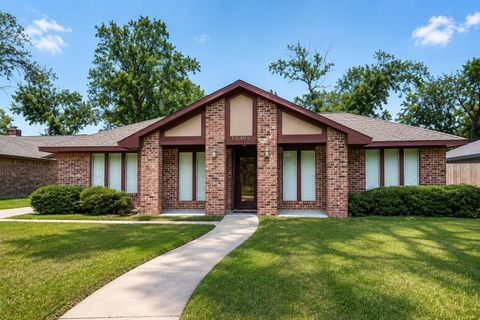 Photo of 16406 Port O Call Street, Crosby, TX 77532 (MLS # 74565198)