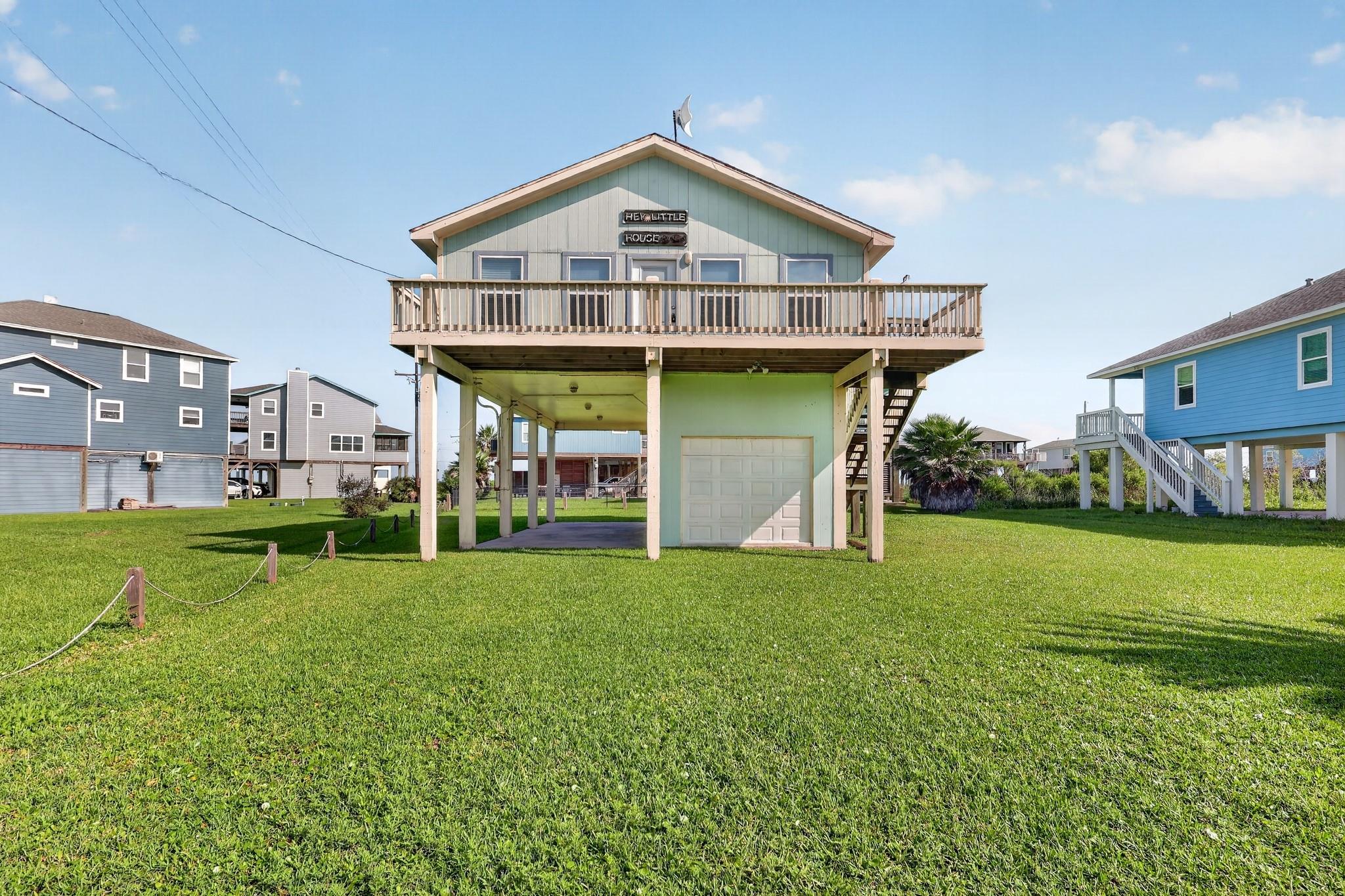 3259 Pirates Cove
